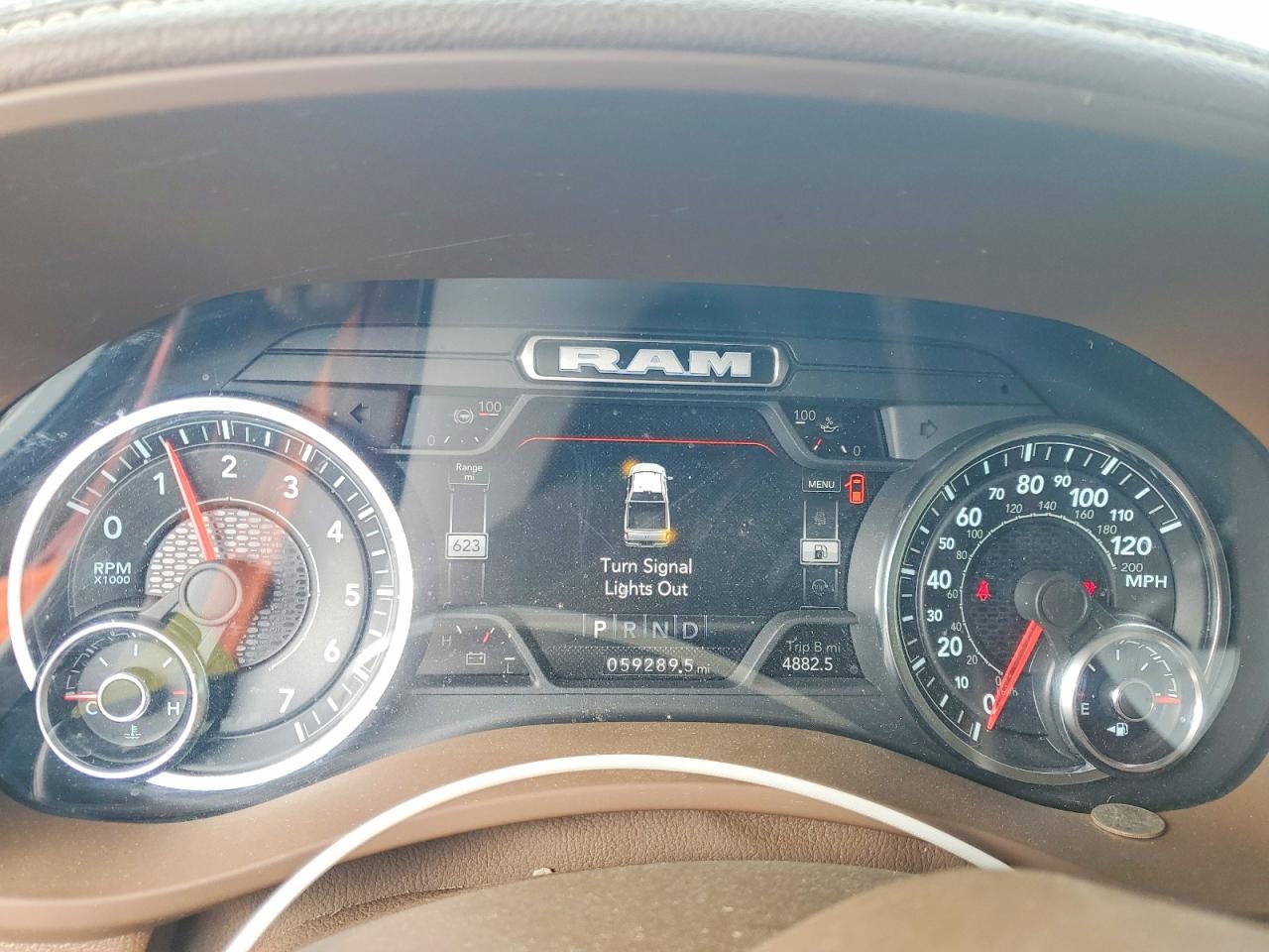 2022 RAM 3500 LARAMIE photo 17