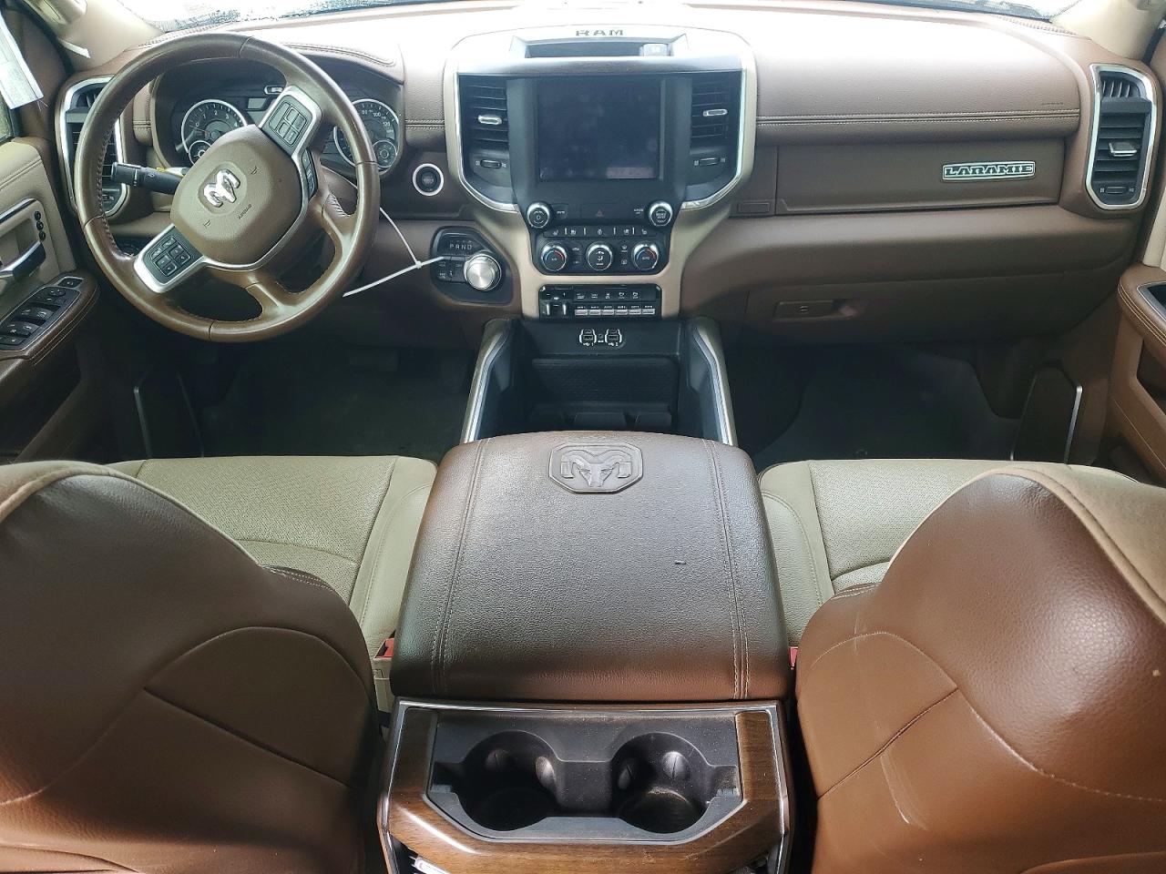 2022 RAM 3500 LARAMIE photo 15