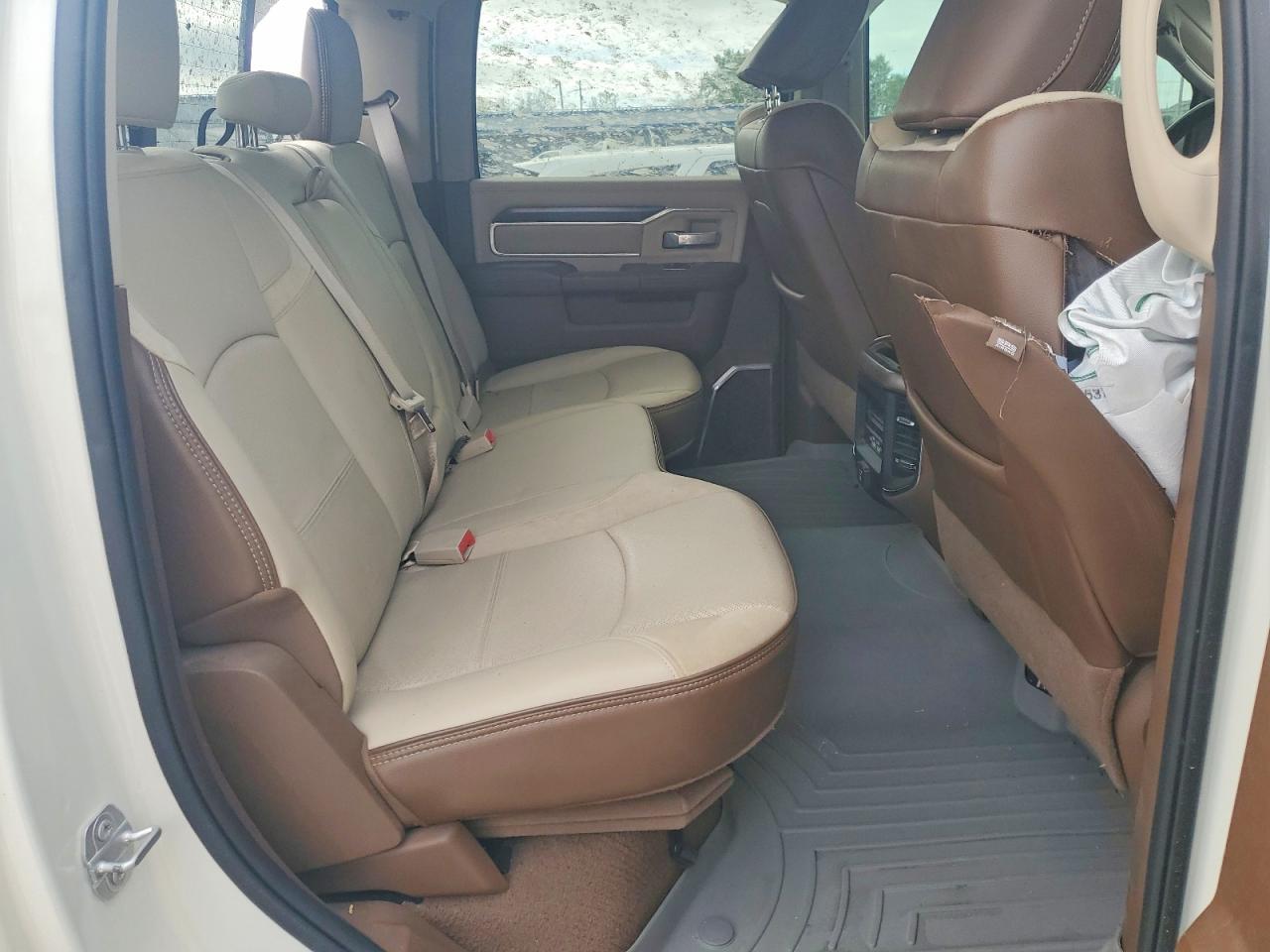 2022 RAM 3500 LARAMIE photo 19