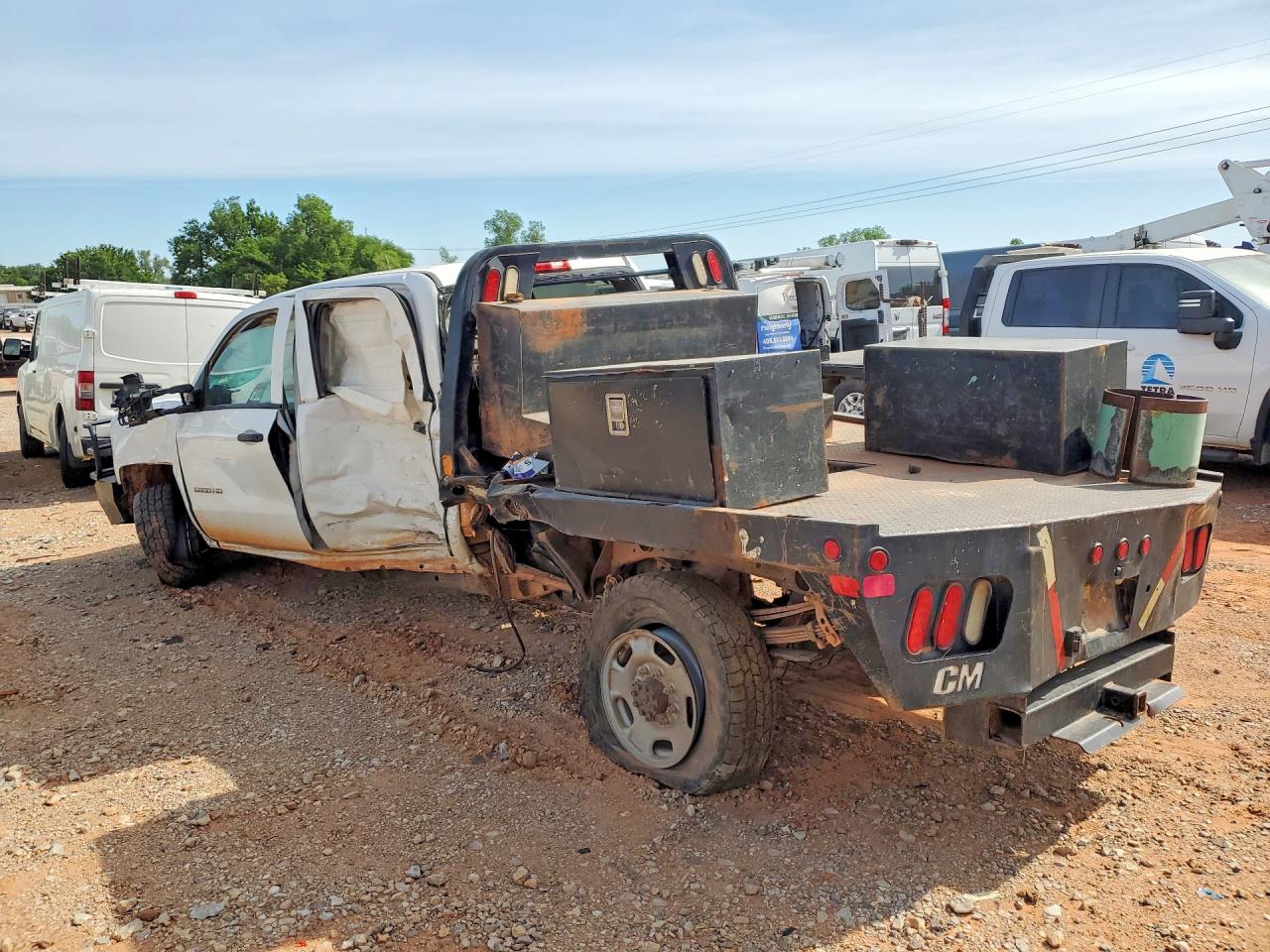 2016 CHEVROLET SILVERADO K2500 HEAVY DUTY photo 3
