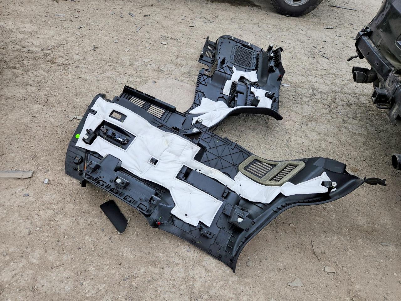 2018 FORD EXPLORER photo 25