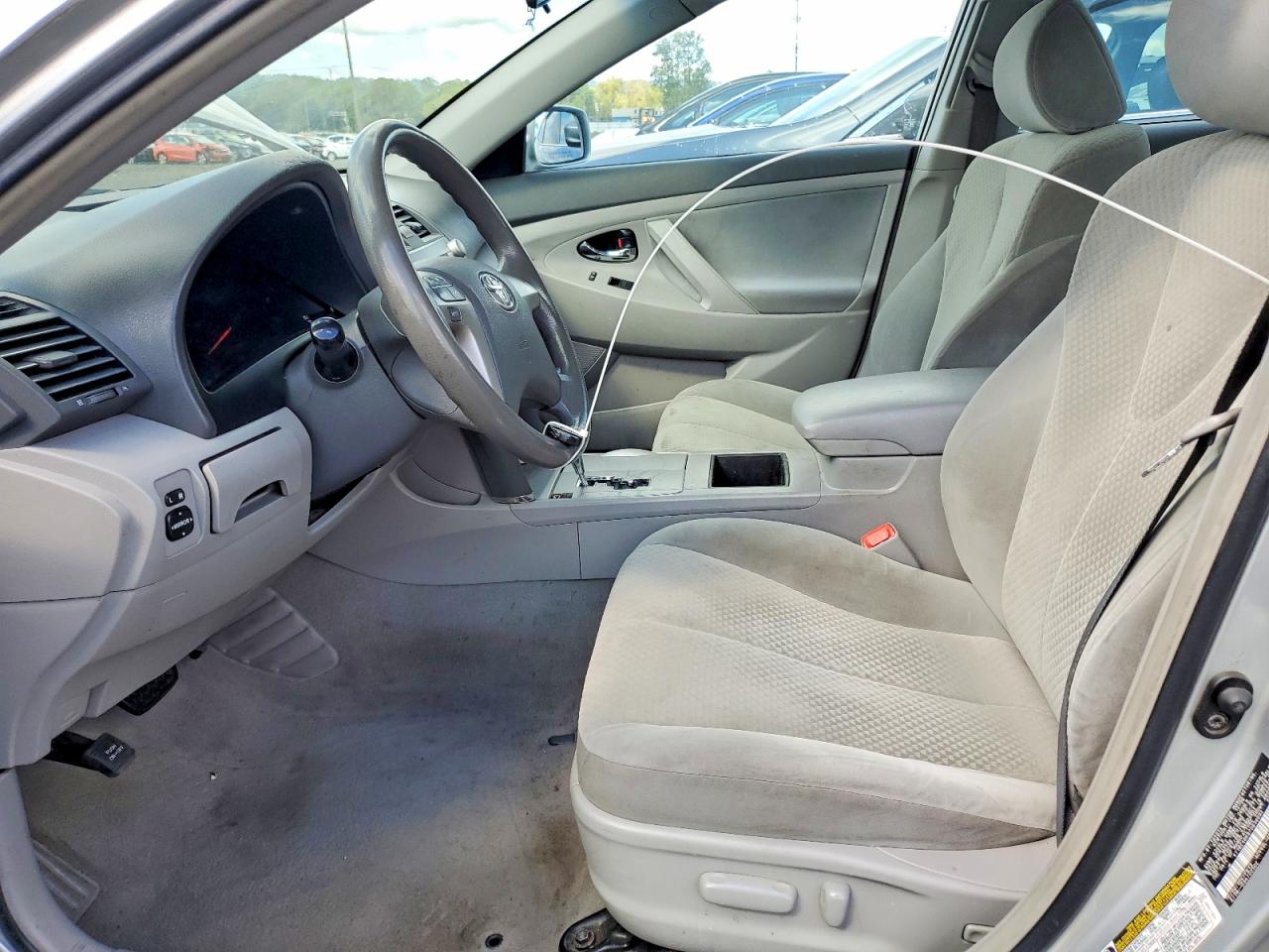 2007 TOYOTA CAMRY LE photo 19