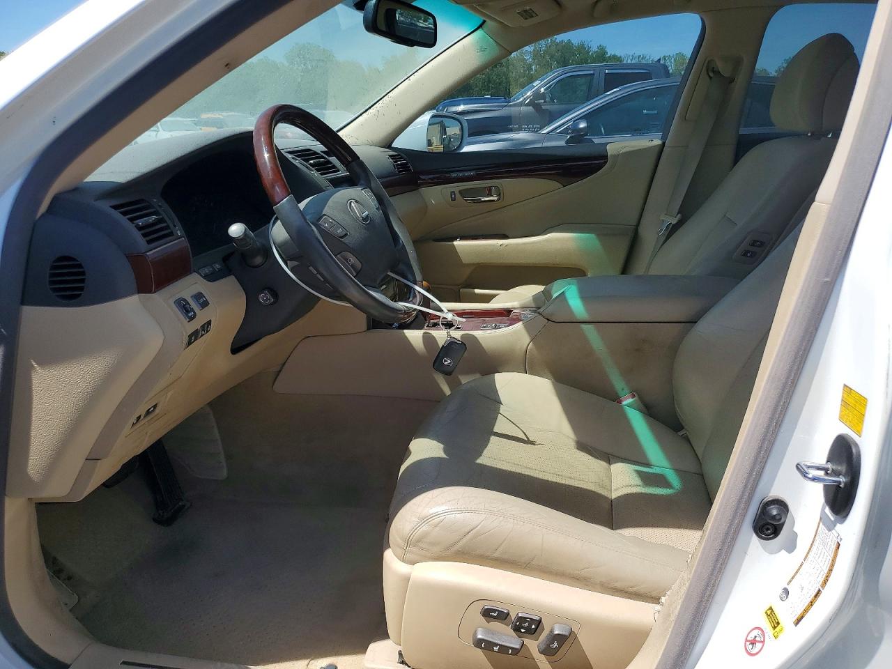 2009 LEXUS LS 460 photo 7