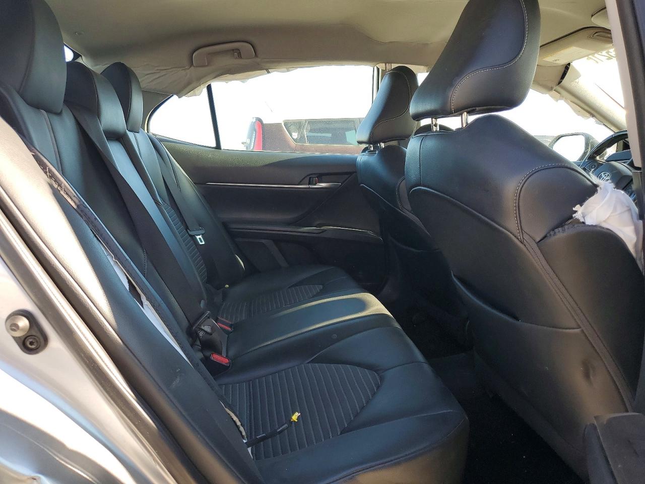 2021 TOYOTA CAMRY SE photo 19