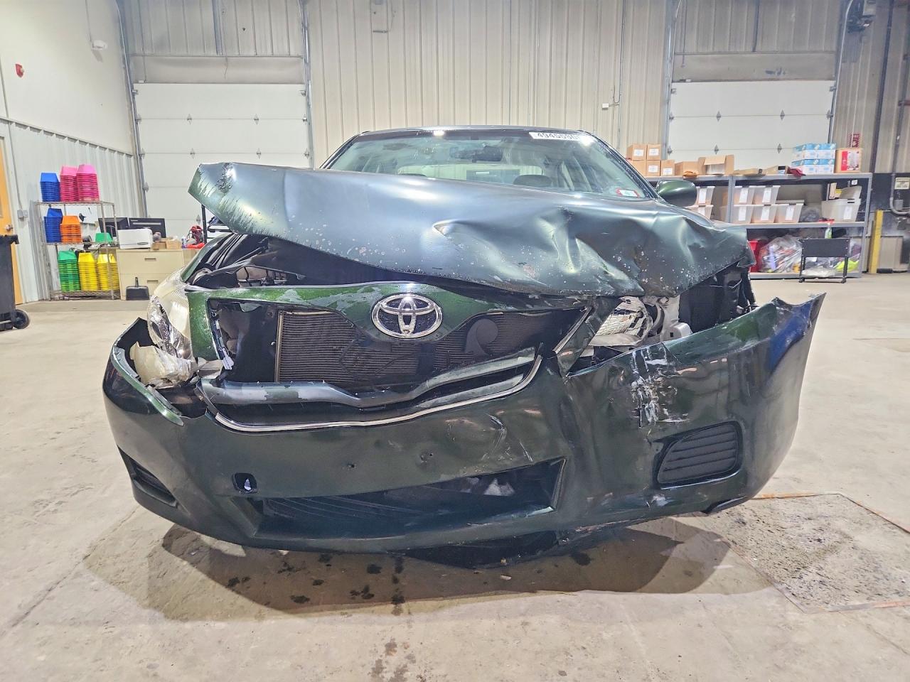 2010 TOYOTA CAMRY LE V6 photo 13