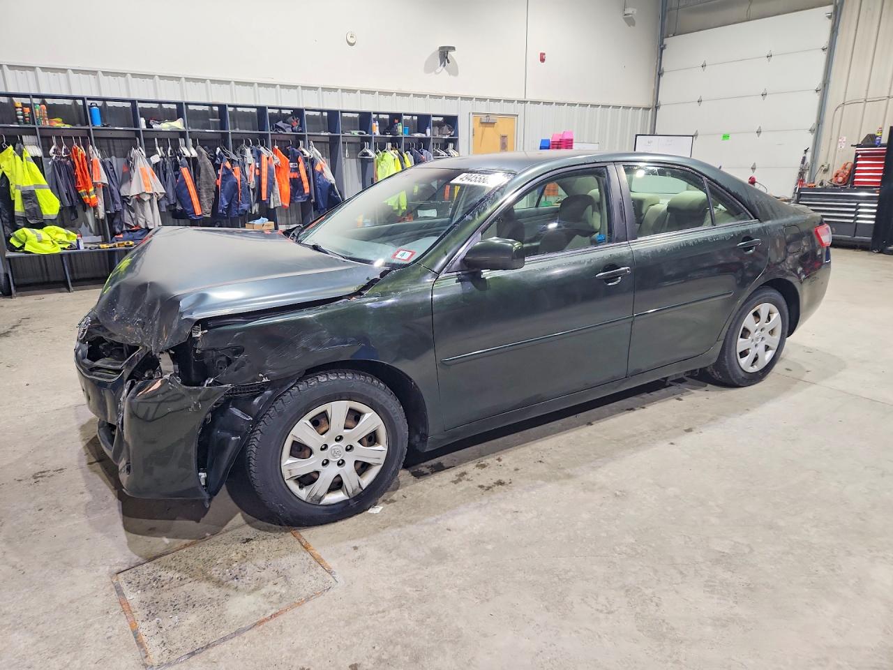 2010 TOYOTA CAMRY