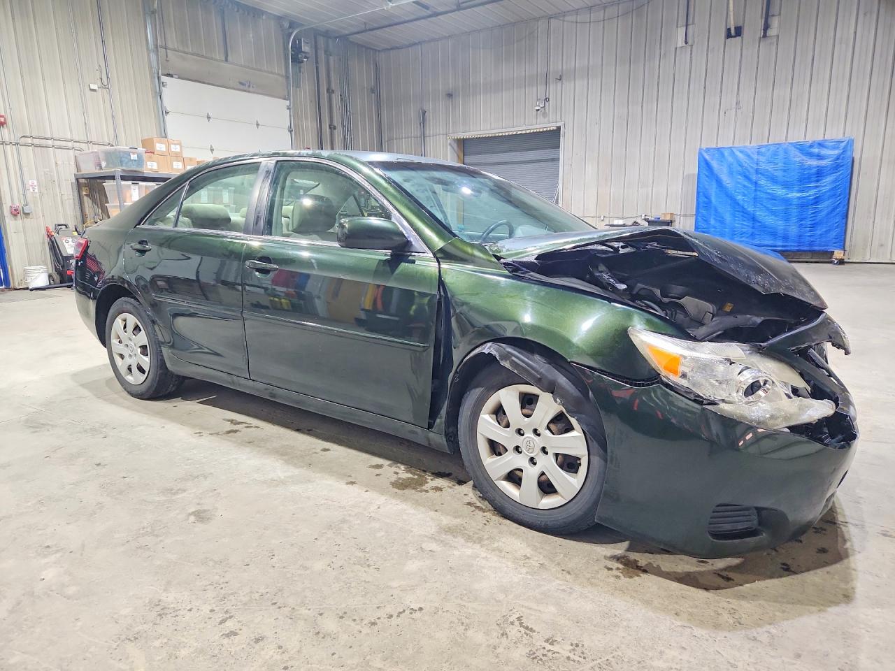 2010 TOYOTA CAMRY LE V6 photo 10
