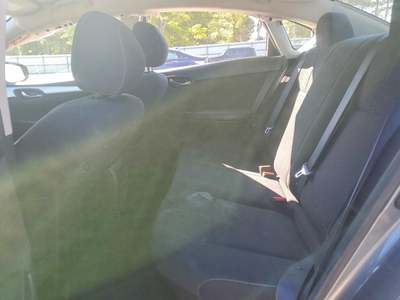 2018 NISSAN SENTRA S photo 10