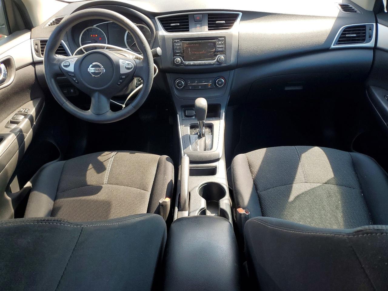 2018 NISSAN SENTRA S photo 8