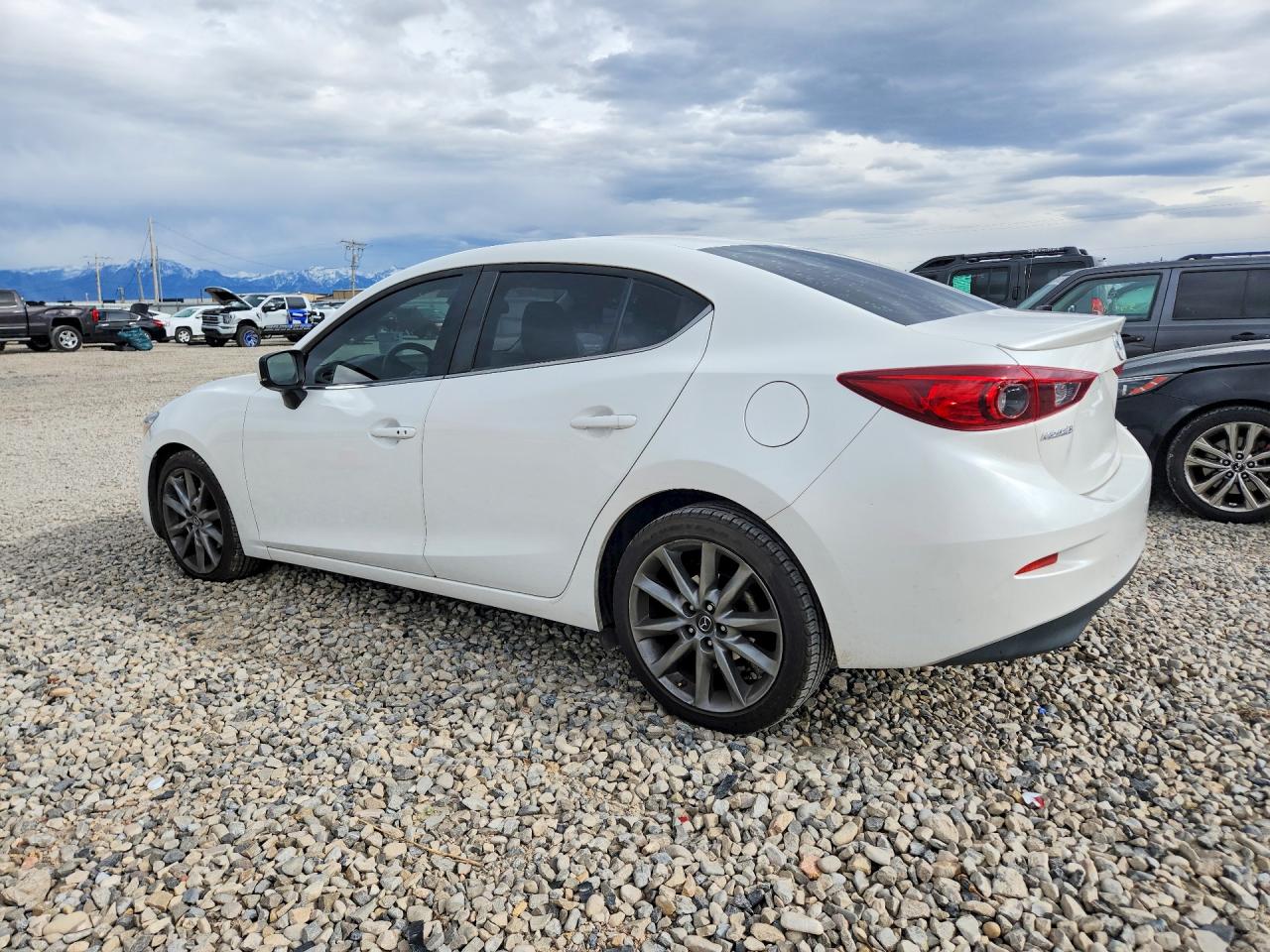 2018 MAZDA 3 TOURING photo 3