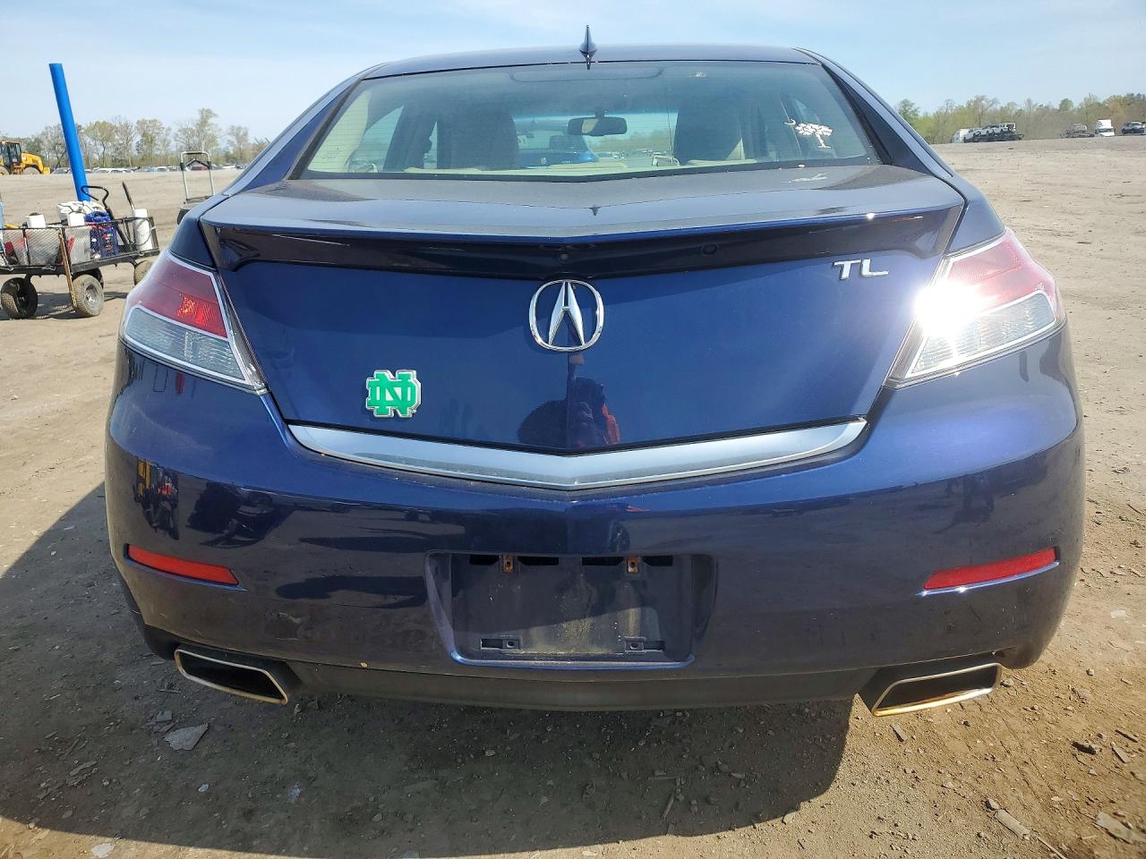2013 ACURA TL TECH photo 11