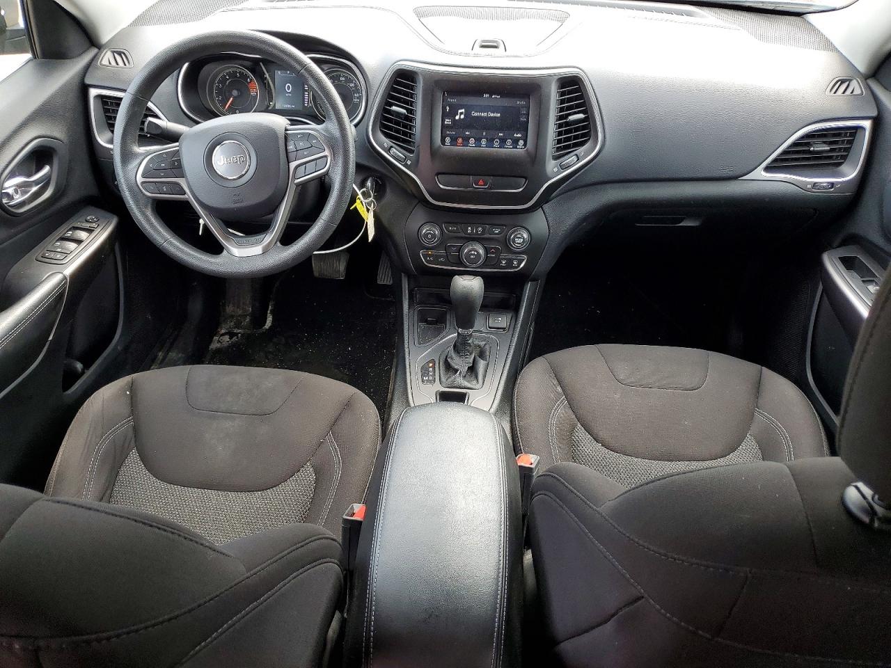 2019 JEEP CHEROKEE LATITUDE photo 8