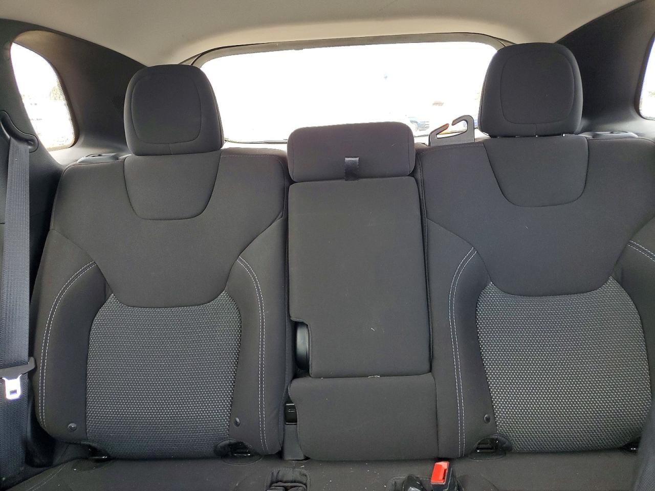 2019 JEEP CHEROKEE LATITUDE photo 10