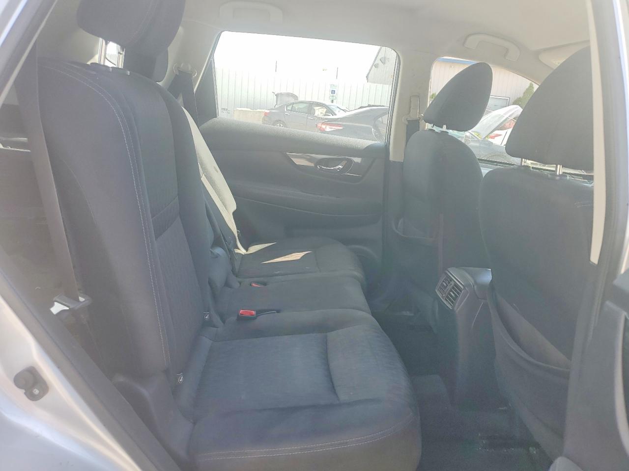 2017 NISSAN ROGUE S photo 31