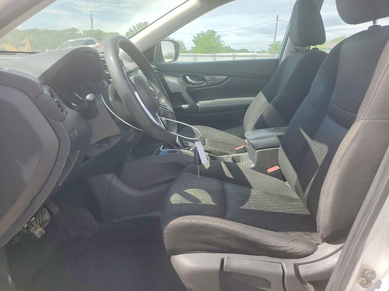 2017 NISSAN ROGUE S photo 19