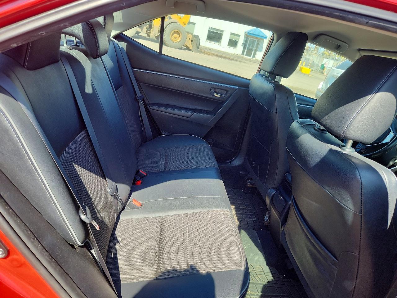 2014 TOYOTA COROLLA photo 10