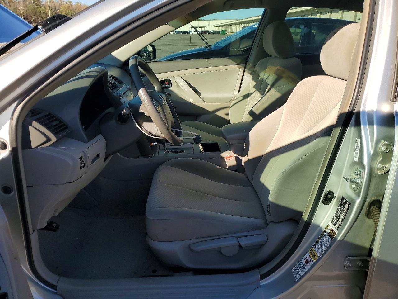 2009 TOYOTA CAMRY BASE photo 19