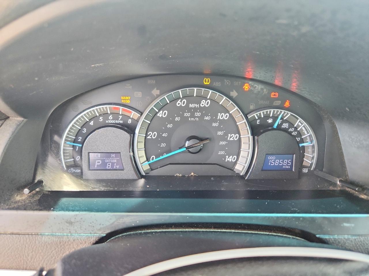 2014 TOYOTA CAMRY SE photo 17