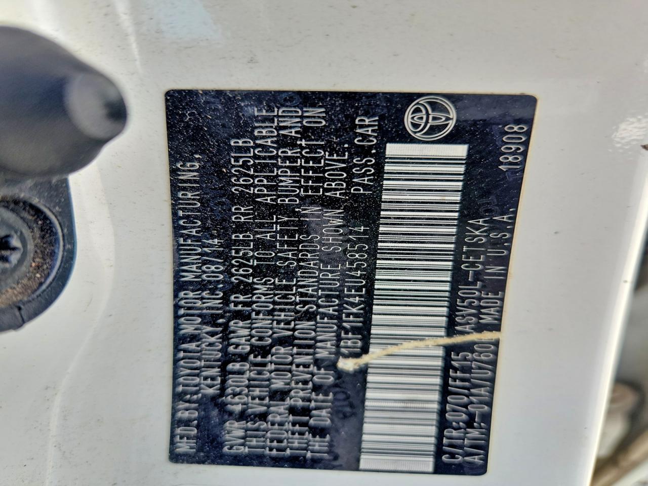 2014 TOYOTA CAMRY SE photo 25