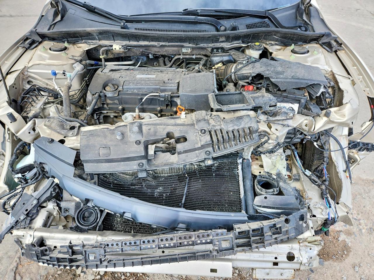 2017 HONDA ACCORD LX photo 21