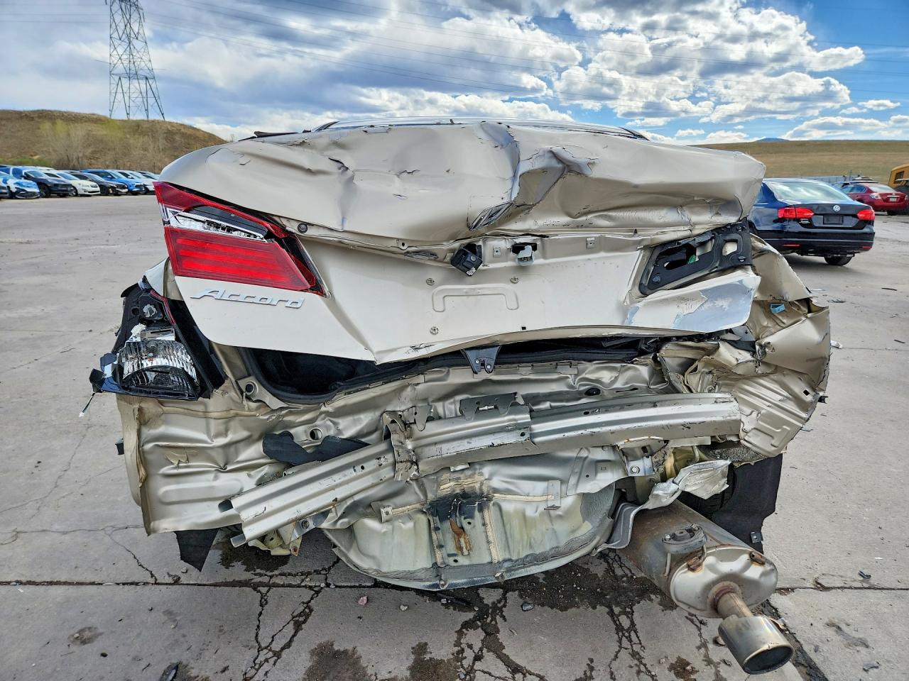 2017 HONDA ACCORD LX photo 11