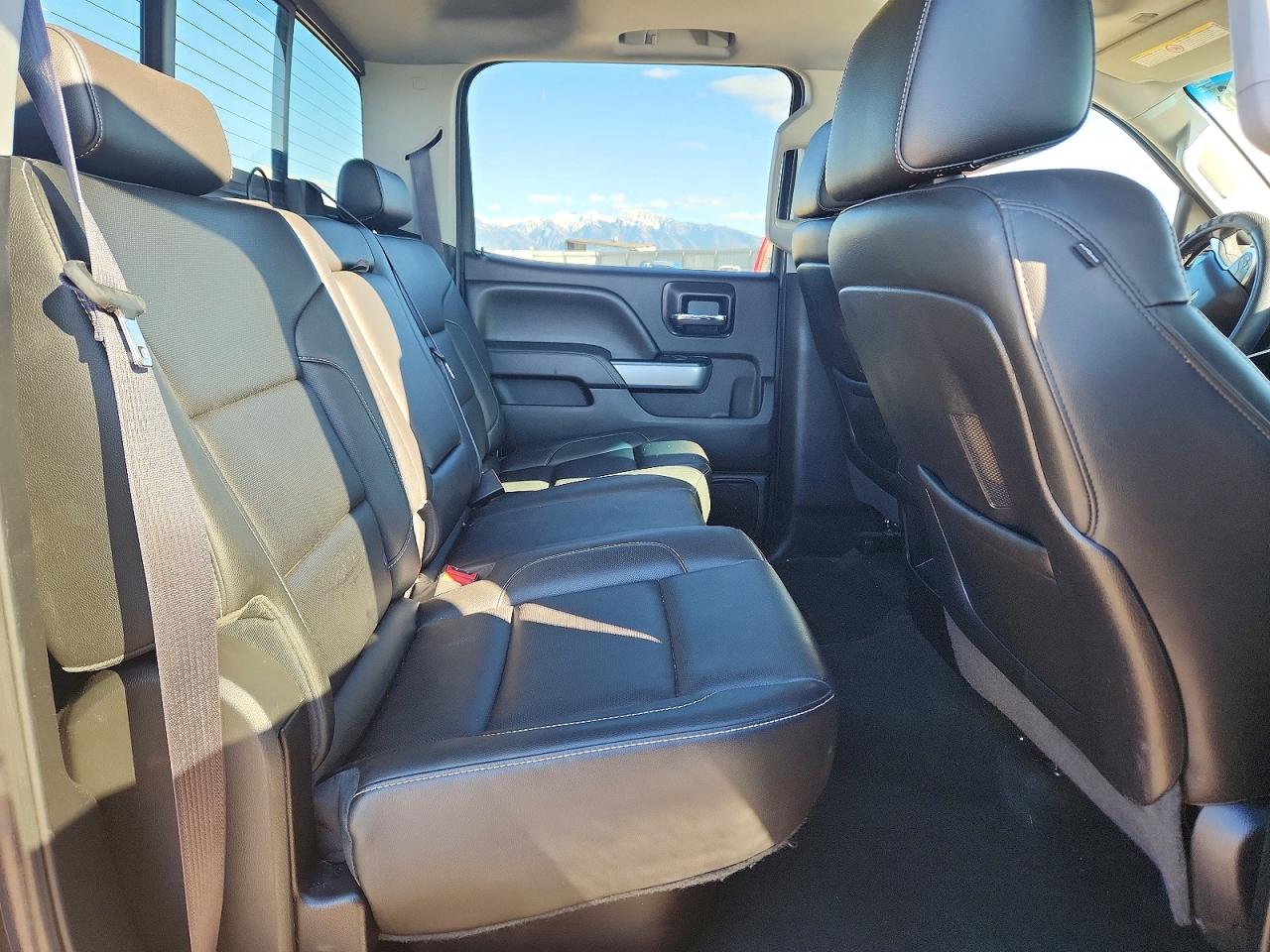 2015 CHEVROLET SILVERADO K3500 LTZ photo 16