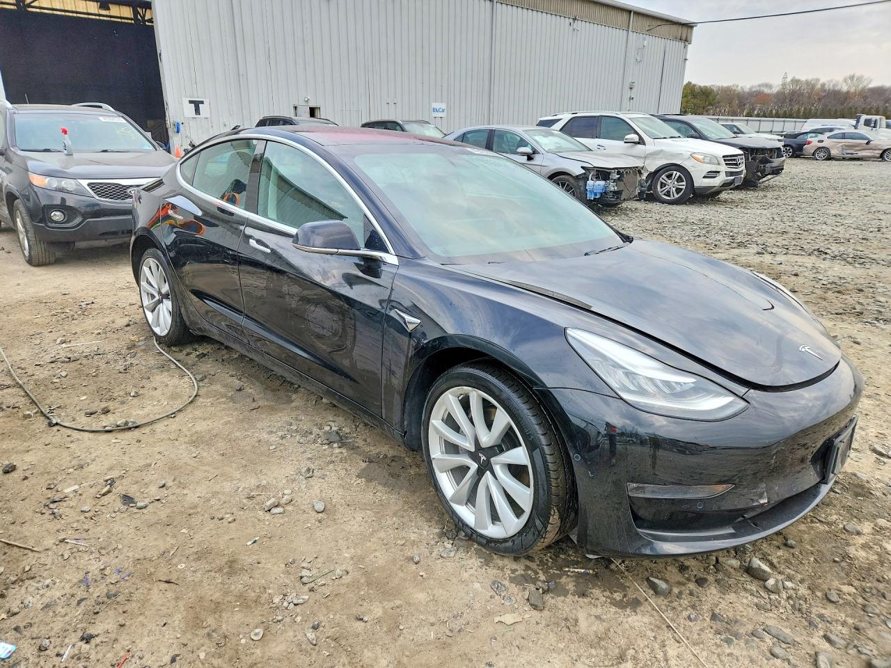 2018 TESLA MODEL 3 photo 7