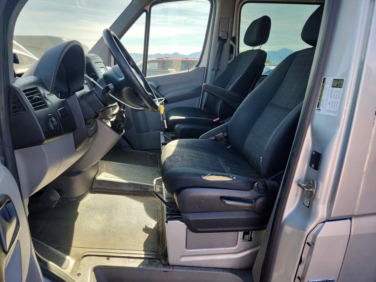 2016 MERCEDES-BENZ SPRINTER 2500 photo 19