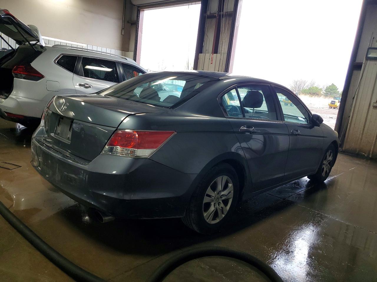 2010 HONDA ACCORD LXP photo 7