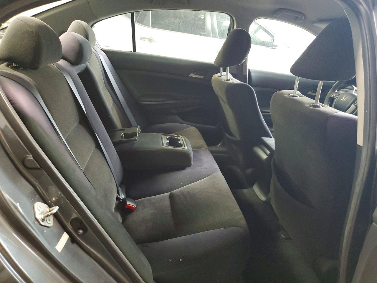2010 HONDA ACCORD LXP photo 28