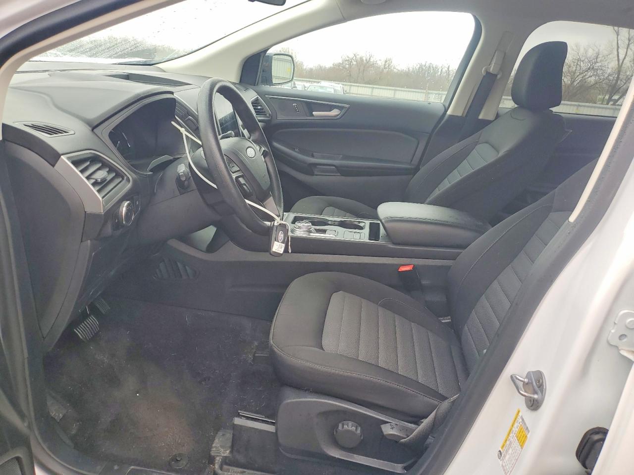 2024 FORD EDGE SE photo 13