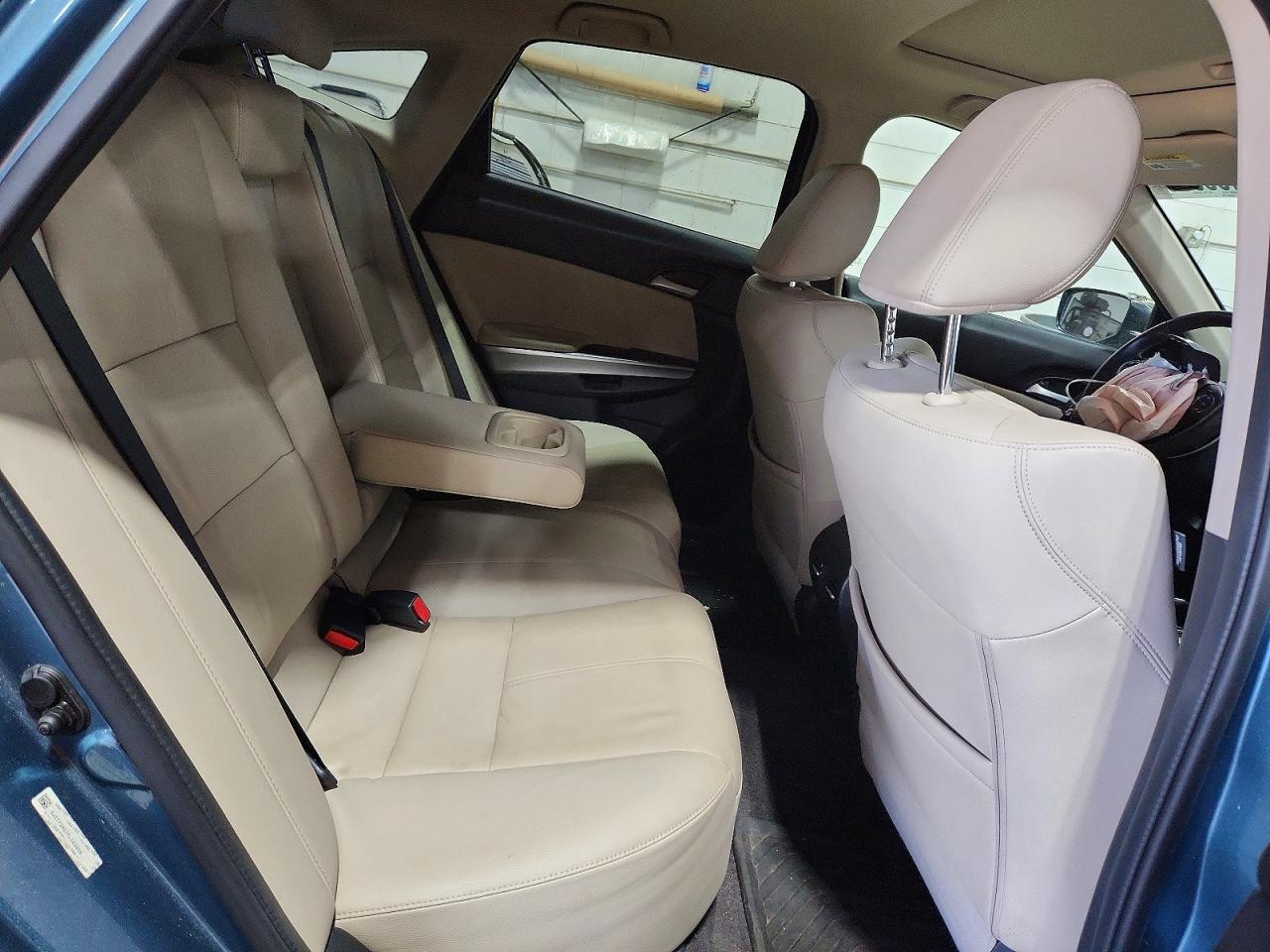 2015 HONDA CROSSTOUR EXL photo 19