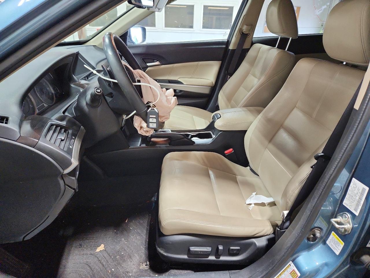 2015 HONDA CROSSTOUR EXL photo 13
