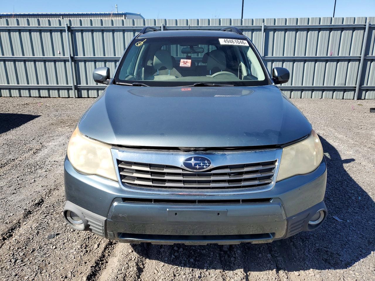 2010 SUBARU FORESTER photo 9