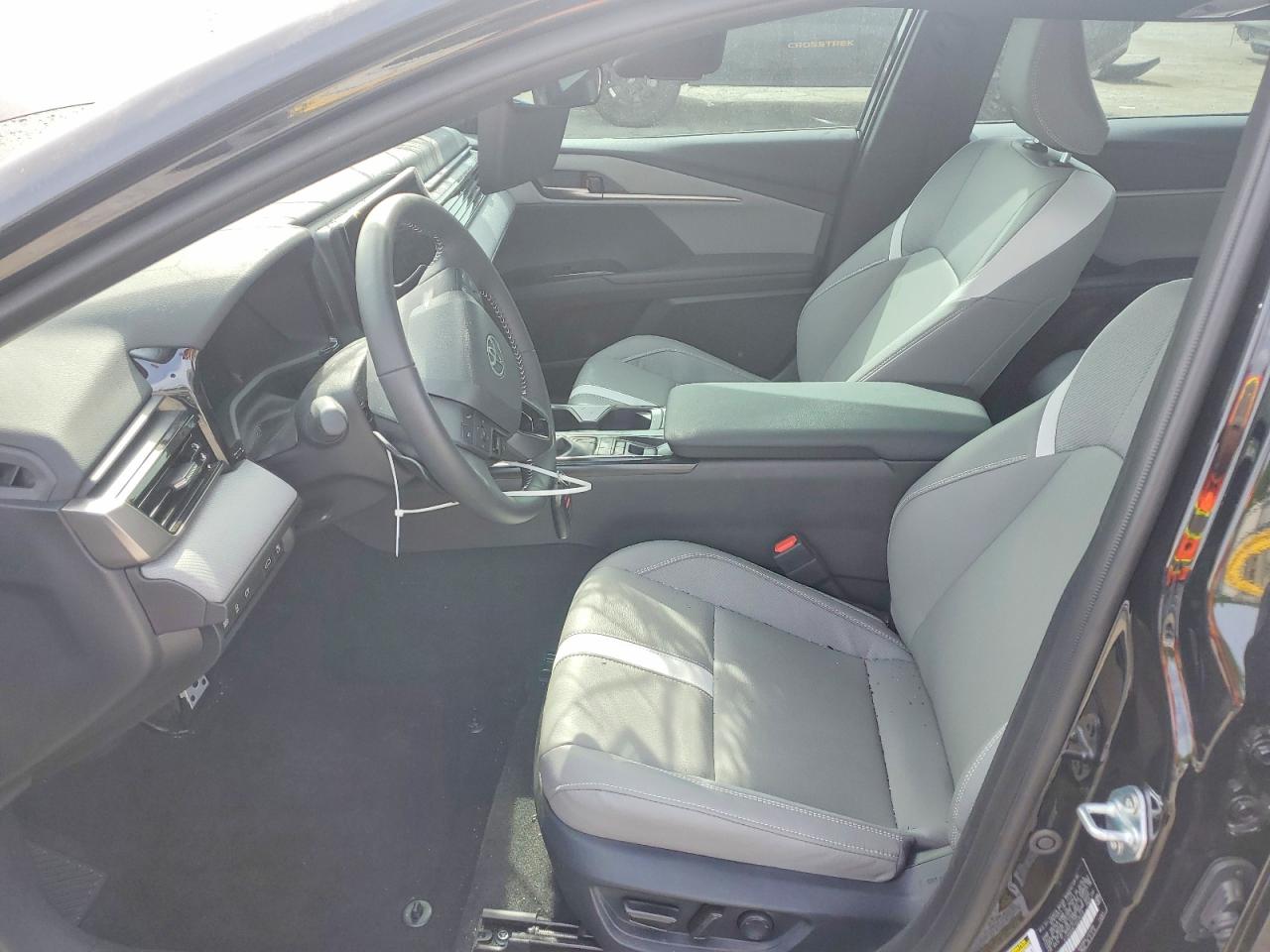 2026 TOYOTA CAMRY SE photo 19