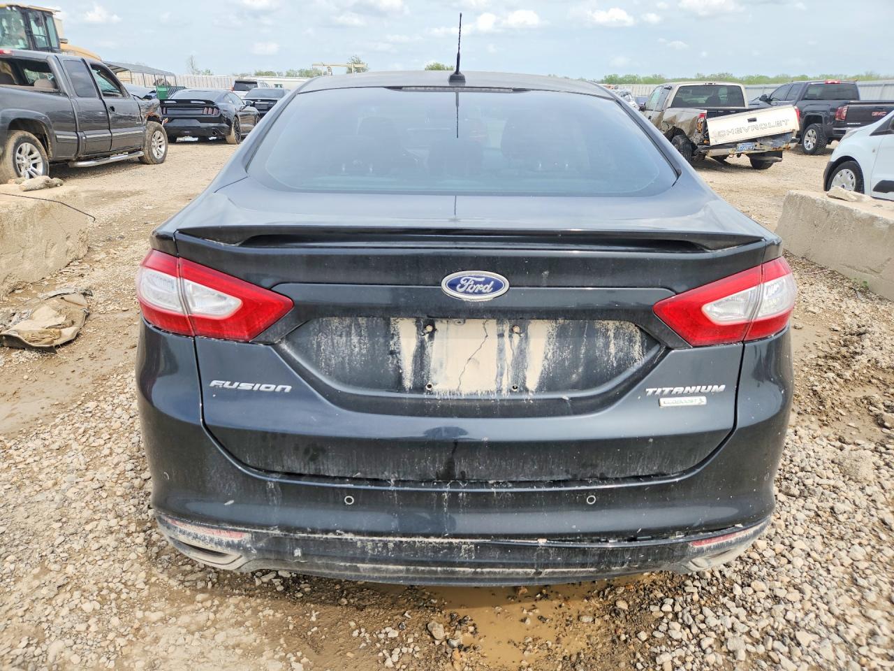 2013 FORD FUSION TITANIUM photo 16