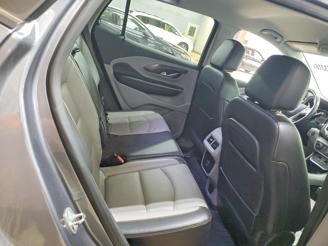 2020 GMC TERRAIN SLT photo 21