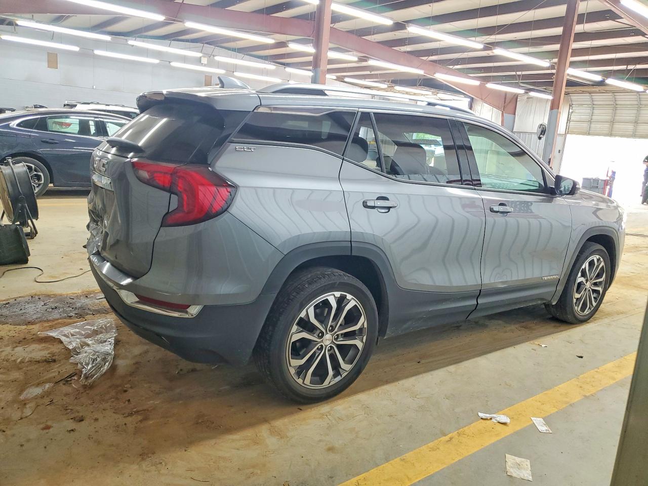 2020 GMC TERRAIN SLT photo 5