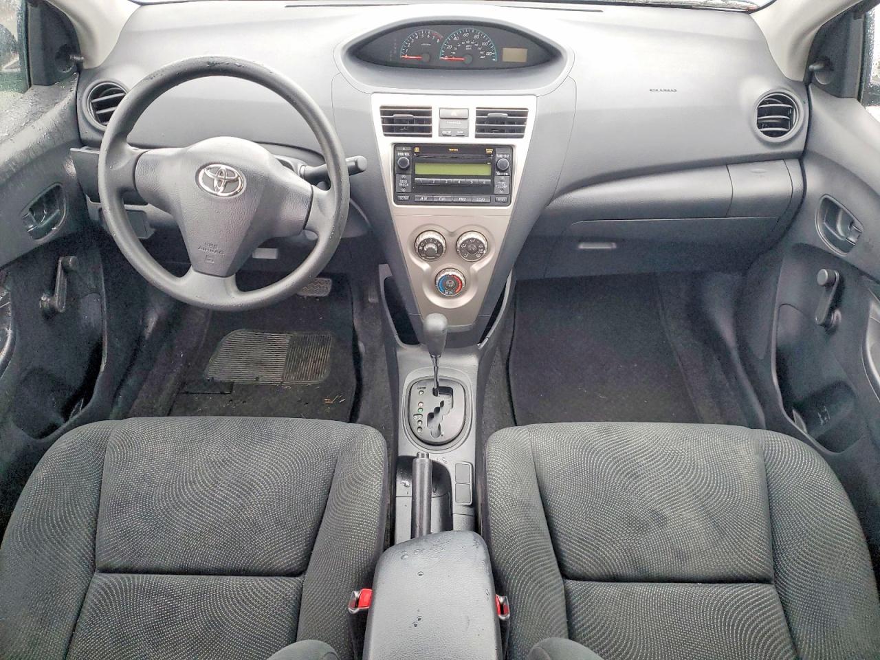 2009 TOYOTA YARIS BASE photo 15