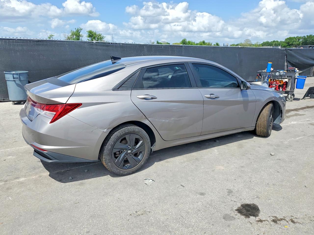 2023 HYUNDAI ELANTRA BLUE photo 7