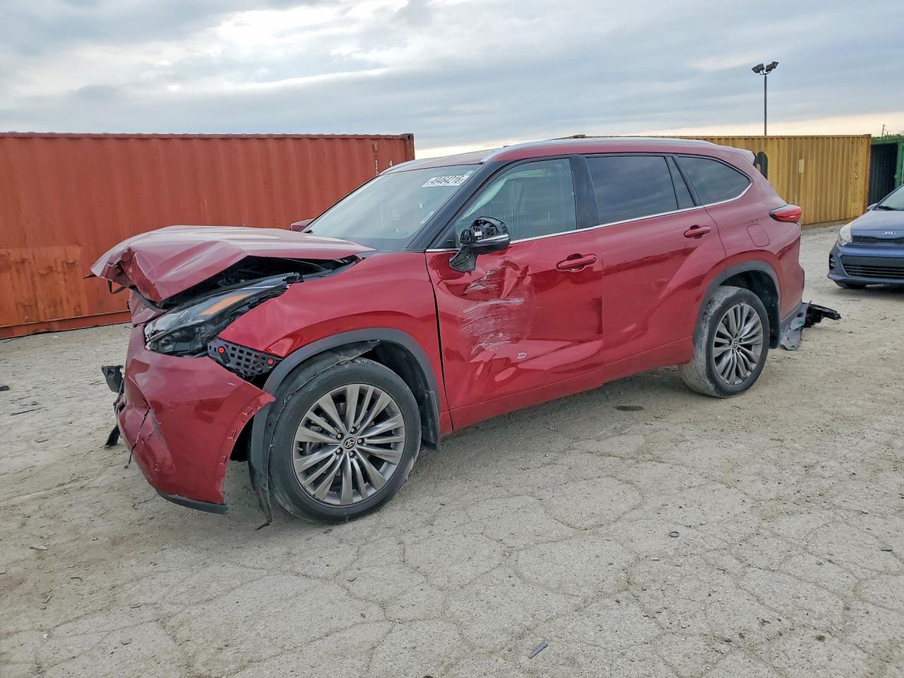 2023 TOYOTA HIGHLANDER