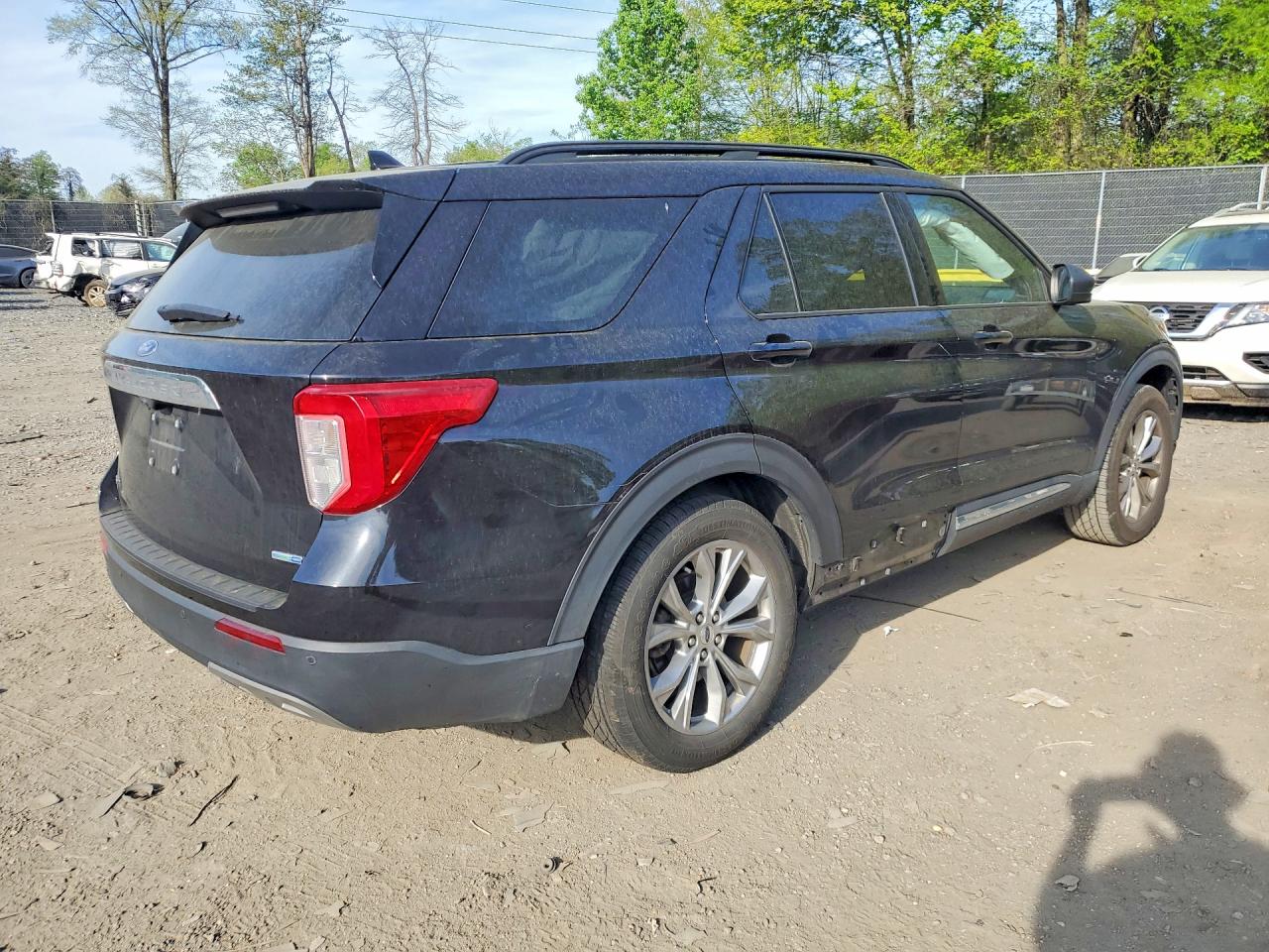 2020 FORD EXPLORER XLT photo 5