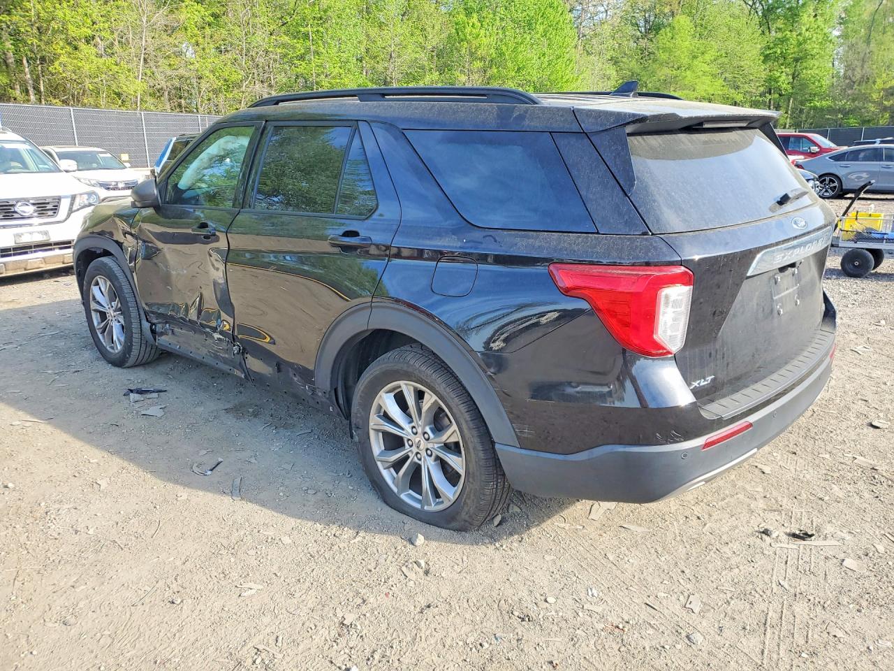 2020 FORD EXPLORER XLT photo 3