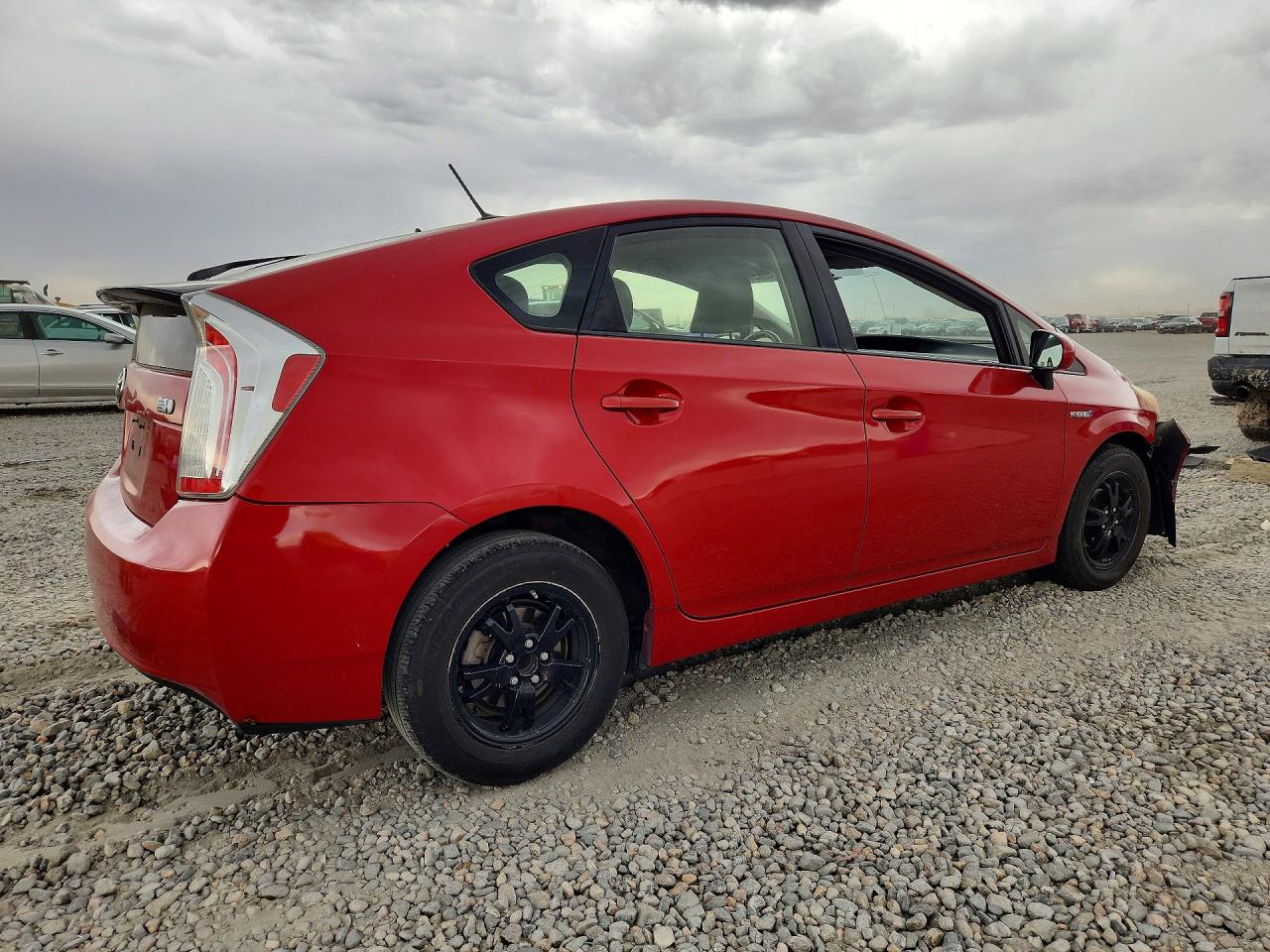 2013 TOYOTA PRIUS THREE photo 5