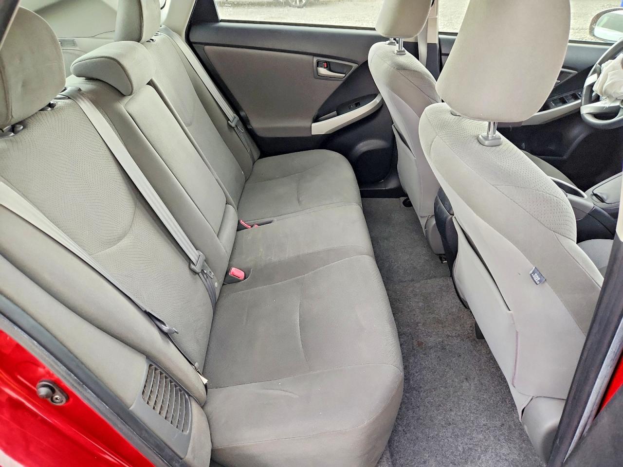 2013 TOYOTA PRIUS THREE photo 19