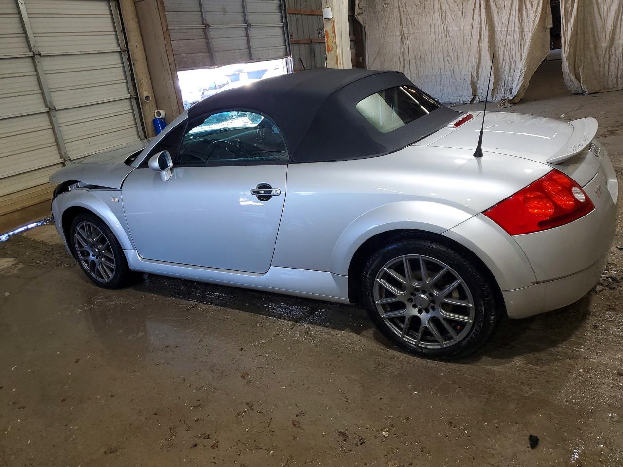 2002 AUDI TT QUATTRO photo 3