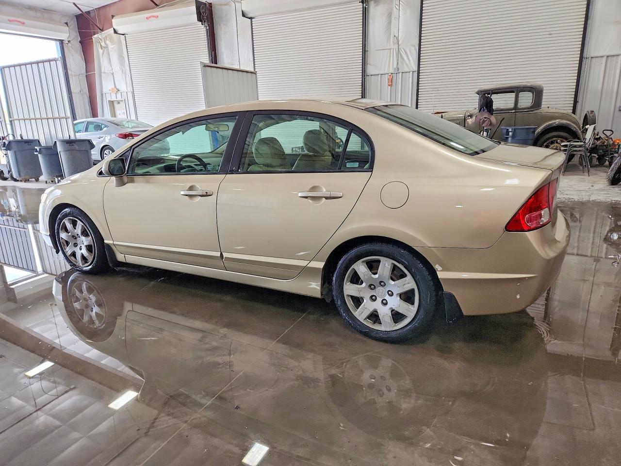 2007 HONDA CIVIC LX photo 2
