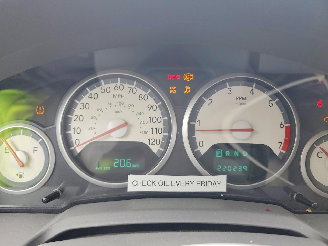 2010 DODGE GRAND CARAVAN SXT photo 25
