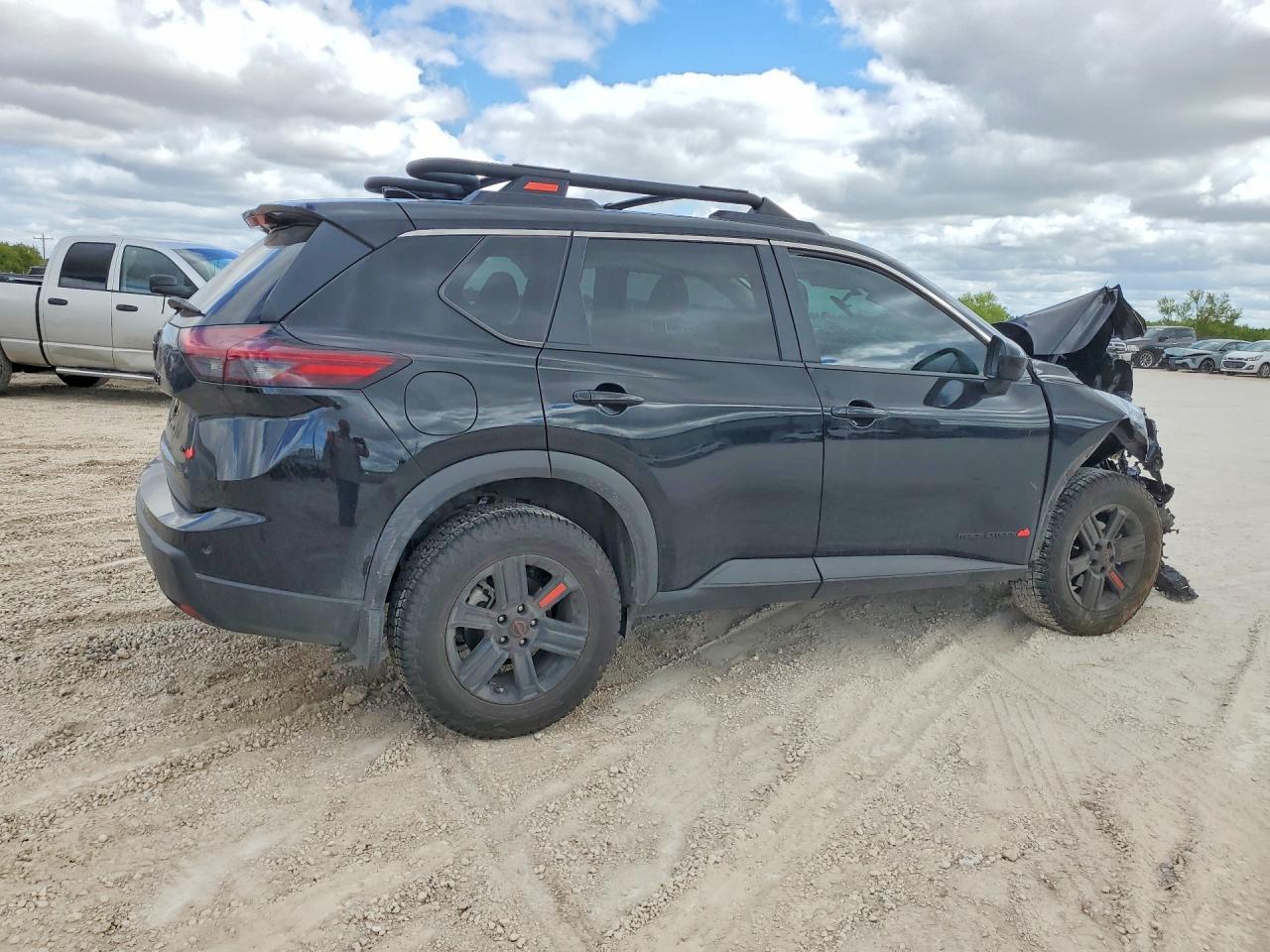 2025 NISSAN ROGUE ROCK CREEK photo 7
