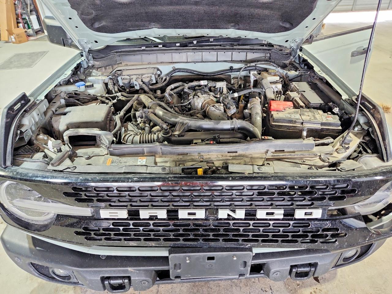 2023 FORD BRONCO BASE photo 23